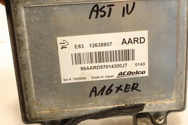 Ordinateur de moteur Opel Astra J 1.6 image 7