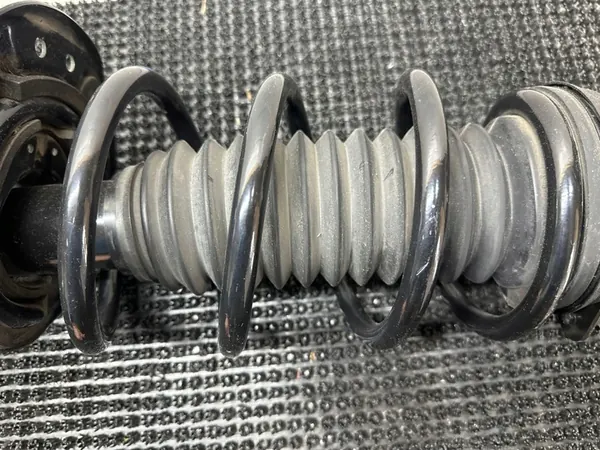 Ammortizzatore anteriore con molla Renault Koleos II 543030343R image 3