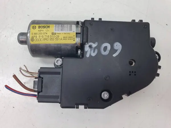 Audi A5 takluckemotor OEM 8R0959591A - Begagnad image 4