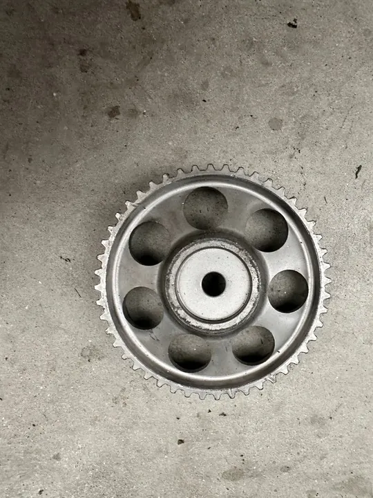 Audi A3 Polia 04C109111B image 2