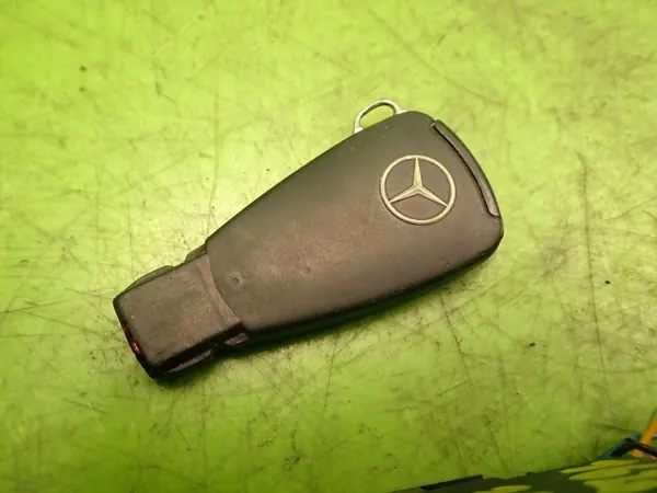 Ontsteekschakelaar OEM 2105450208Q2 Mercedes W208 image 6