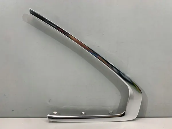 VOLVO S90 2016 Garniture Chrome Vitre Arrière Gauche OEM image 2