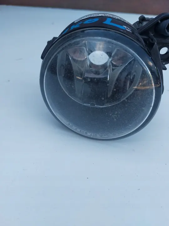 Volkswagen Golf V Halógeno Esquerdo 1K0941699C image 3