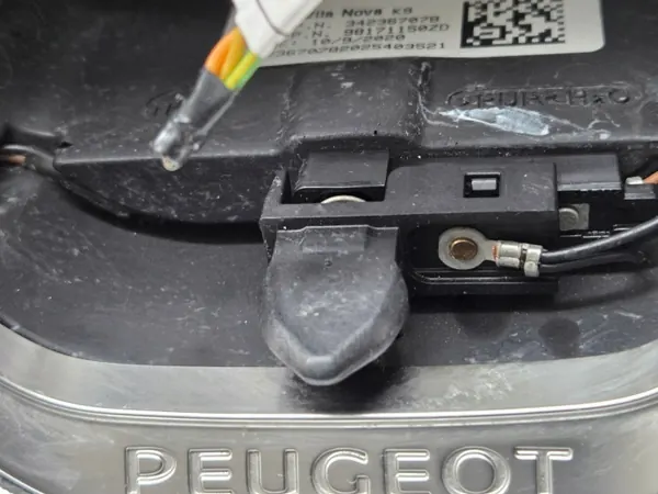 Volante OEM YH01 20R PARTNER 0584 - Usado image 10