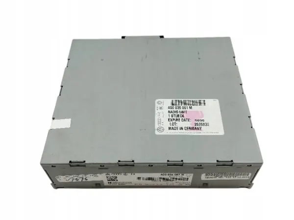 OEM 4G0035061M Radio Viritin Audi A4 B8 (2008-2015) image 2