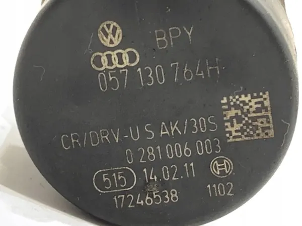 Fuel Pressure Regulator Skoda Superb II 057130764H image 5