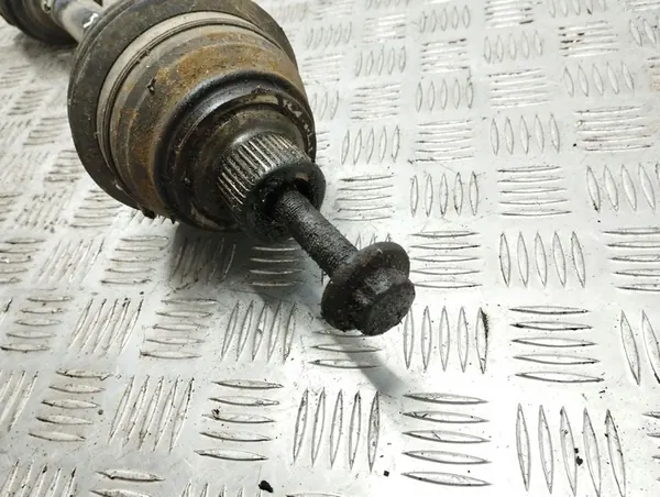 Audi A6 C7 2011 Vänster Främre Halvaxel image 4