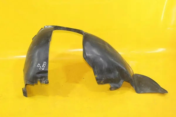 Front Left Wheel Arch VW Transporter T5 image 3