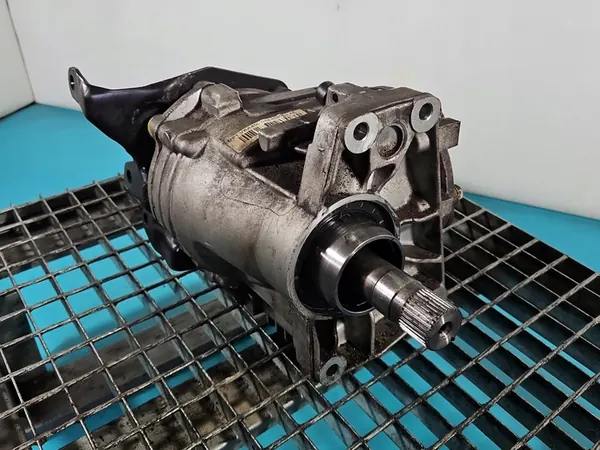 Réducteur VW Tiguan I 2.0 TDI Manuel 2007-2011 OEM 0A6409053AE image 1