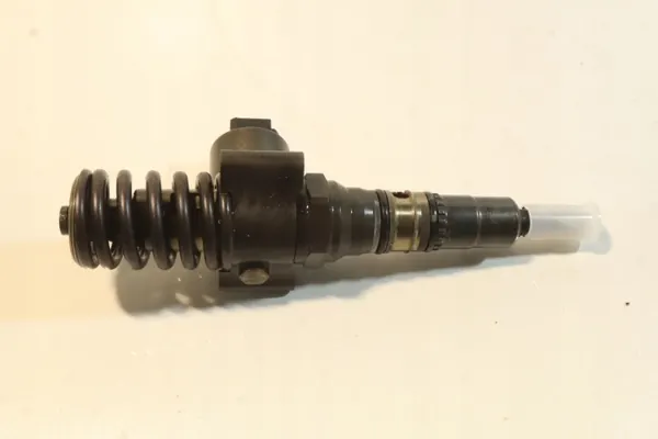 Pumpe-Düse VW Jetta V 2.0TDI 0414720404 image 4