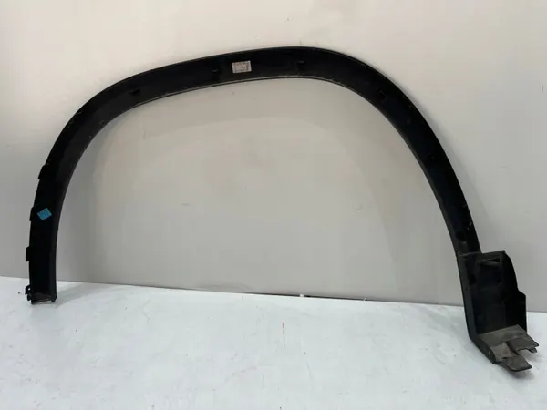 Mercedes GLA W247 Etu oikea lokasuoja OEM A2478850100 image 7