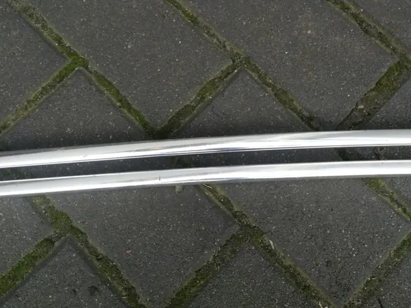 Höger takränna OEM för BMW E30 (1-2) image 4