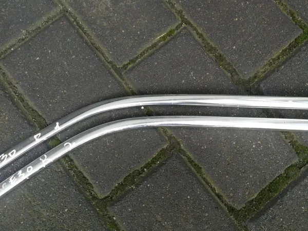 Höger takränna OEM för BMW E30 (1-2) image 5