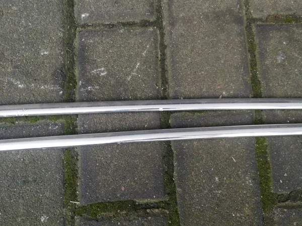 Höger takränna OEM för BMW E30 (1-2) image 7