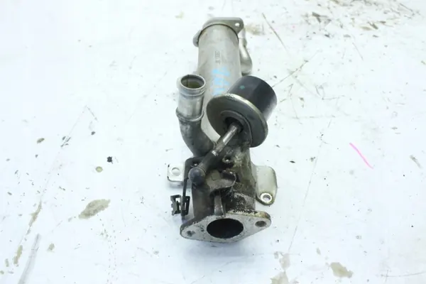 Refroidisseur EGR 03L131512B pour VW Golf VI 2.0 TDI image 4