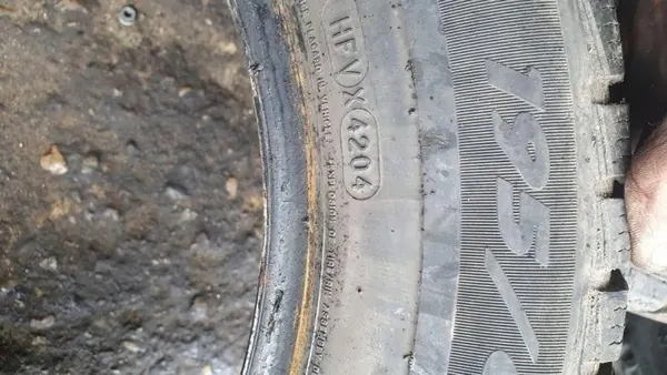 Grelha de porta-malas traseira SEAT LEON OEM 19565R15 image 3