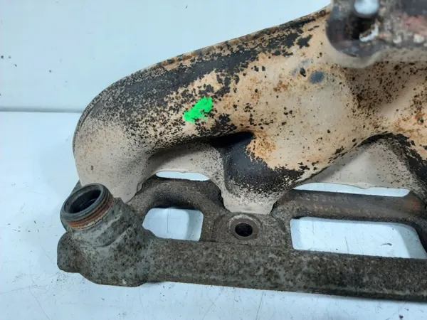 Pakoputken keräin OEM 06A253031 Skoda Octavia I Lift image 10