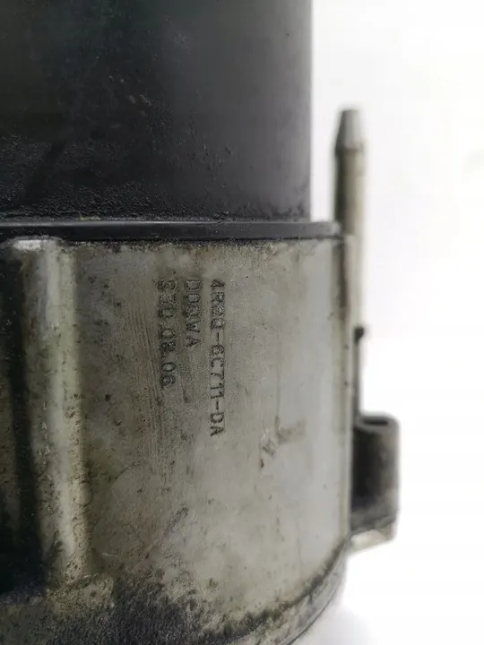 2006 Land Rover Discovery 3 - LR3 Chauffage de filtre à carburant 4R8Q6C711DA image 4