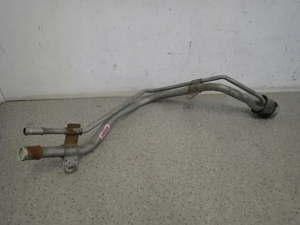 Cuello de llenado Mazda OE OEM MAZDA2 02-07 image 3