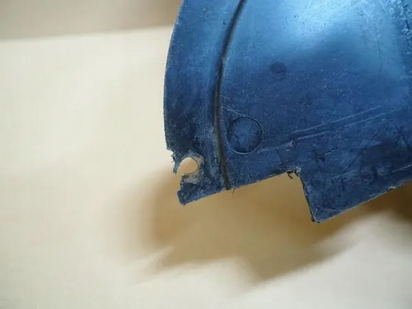 Front Left Wheel Arch Fiat Doblo II image 7