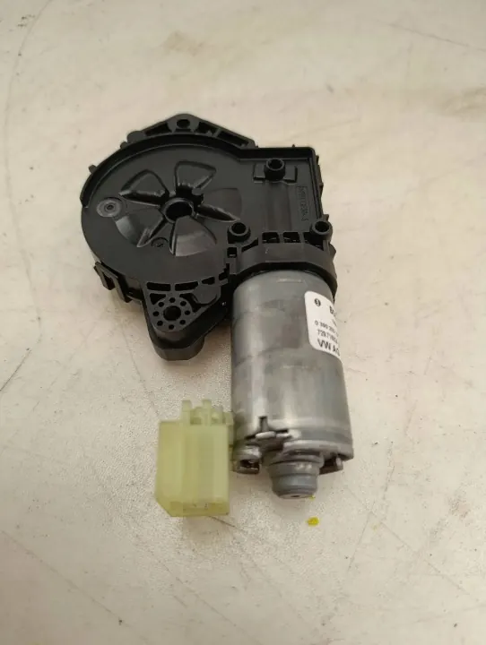 Gebrauchter Schiebedachmotor OEM 3G9877795K für VW Tiguan image 3