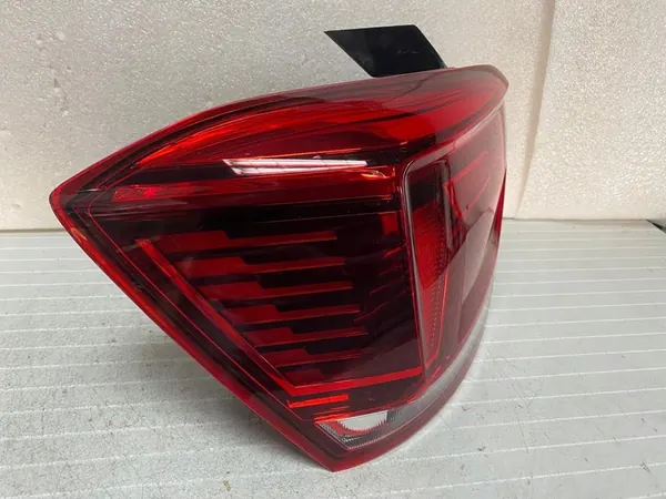 Luz Trasera Izquierda 2G0945207B VW Polo VI 2017- image 3