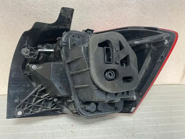 Luz Trasera Izquierda 2G0945207B VW Polo VI 2017- image 7