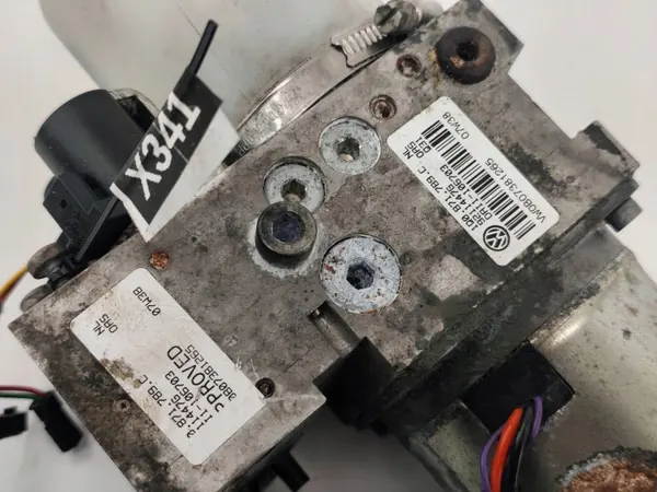 Hydraulpump veckbart tak VW EOS OEM 1Q0871789C image 3