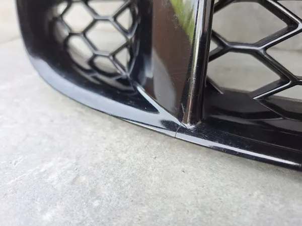 AUDI A5 8T0 Rejilla de Parachoques Izquierda image 8