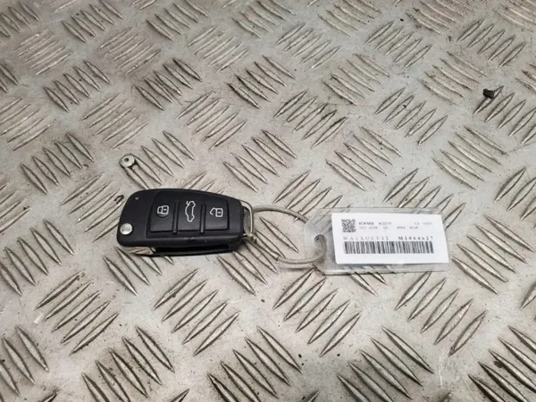 Clé de contact Audi Q3 2021 OEM 5FA010780 image 2