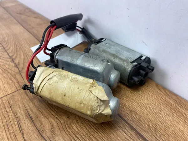 Motor de assento OEM L0076916AA07PINYA para Corvette C6 image 6