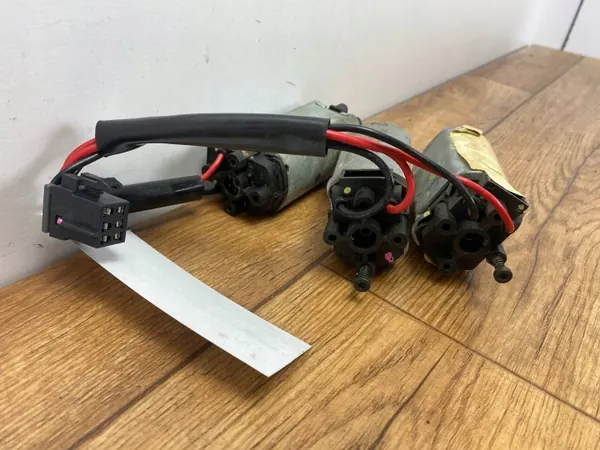 Motor de assento OEM L0076916AA07PINYA para Corvette C6 image 8