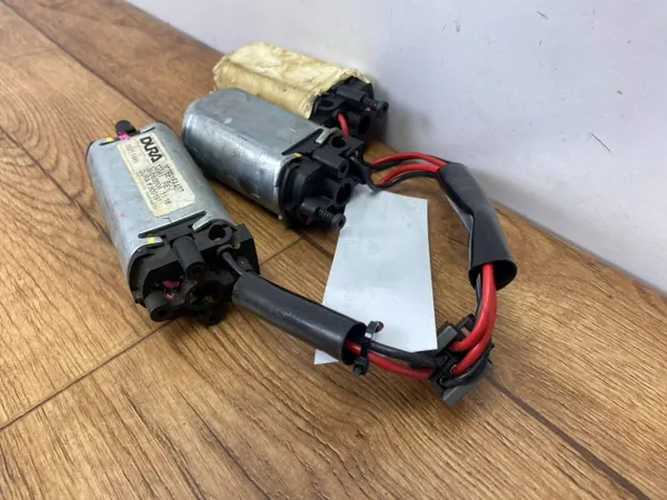 Motor de assento OEM L0076916AA07PINYA para Corvette C6 image 9