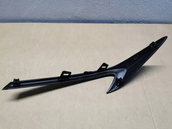 Lexus NX II 21- Moldura Para-choques Traseiro Direito OEM 52565-78060 image 4