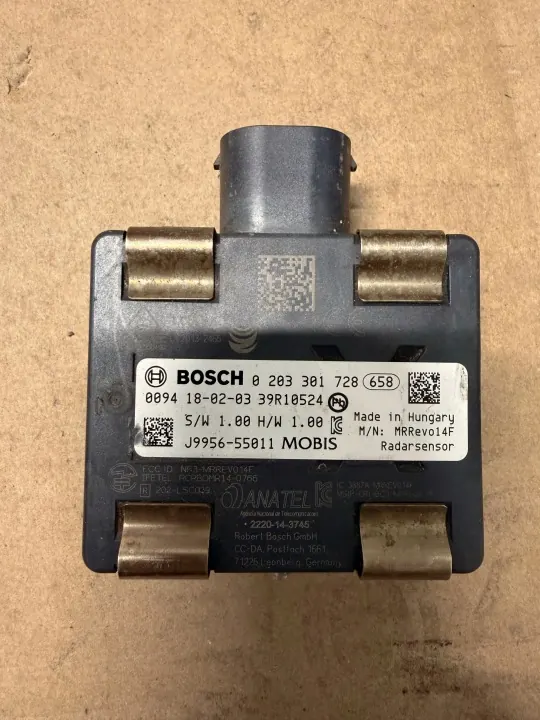 Sensor radar Distronic Hyundai Kona OEM J9956-55011 image 2