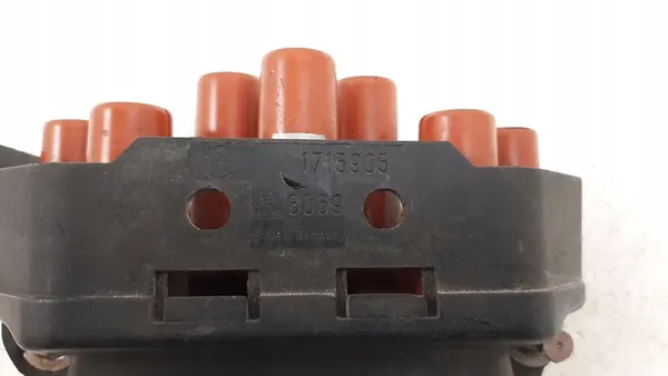 Sytytysjakajan kansi BMW 7 E32 1988 1715905 image 3