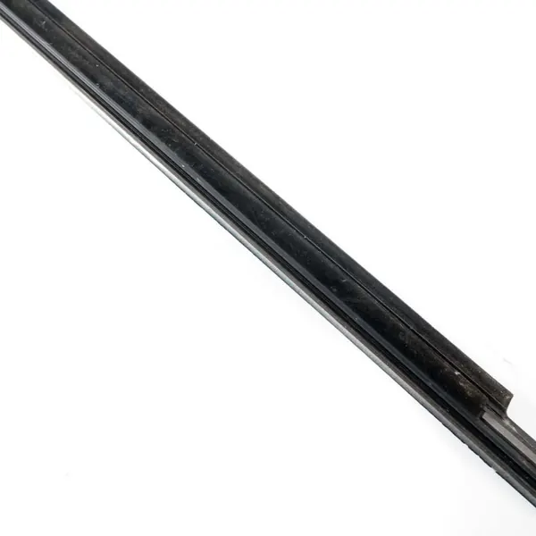 Junta cristal OEM A2047251665 puerta delantera derecha image 6