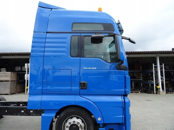 Cabine complète OEM 81 pour MAN TGX Euro 6 2017 image 3