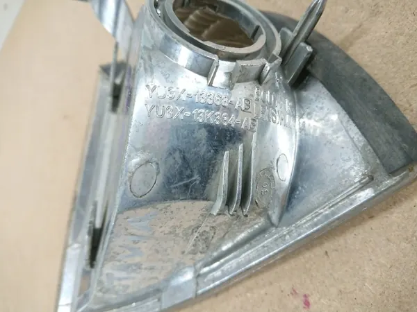 Skoda Octavia I1 rechter Blinker OEM 1U0953050 image 5