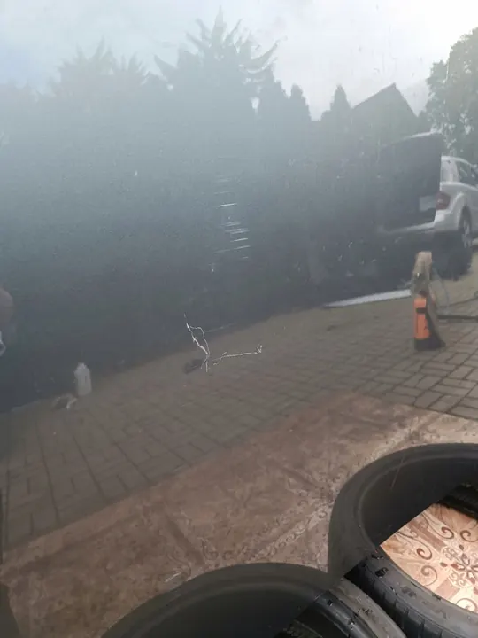 MERCEDES E-KLASS W212 LIFT HUVA A2128800357 image 4