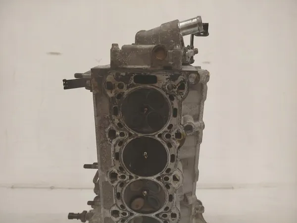 Engine Head + Camshafts Opel Agila Astra H Corsa C D 1.2 1.4 16V - 55355430 image 10