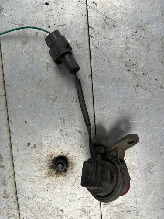 Soupape à vide OEM 7773122 pour Fiat - Occasion image 5