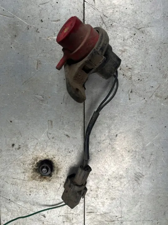 Soupape à vide OEM 7773122 pour Fiat - Occasion image 7