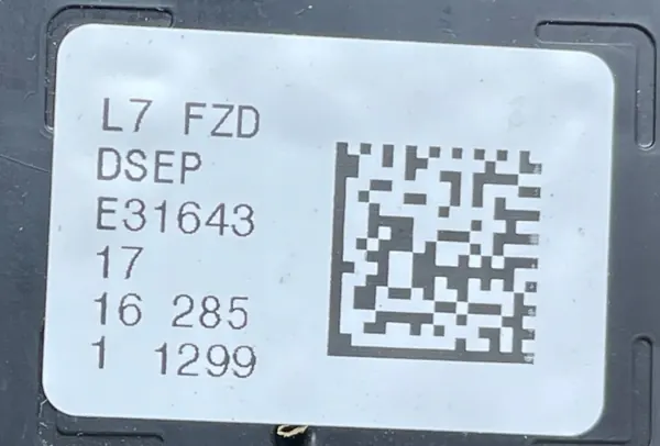 BMW F30 F32 F36 Voor binnenverlichting OEM 9312496 image 3
