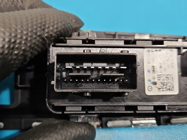 Raam- en Spiegelschakelaar Peugeot 3008 II OEM 98319739ZD image 5