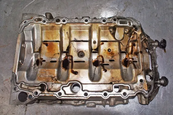 Audi Q3 I 8U 2.0TFSI Oljepanna UP320 GD01446 1706AC-46000D image 3