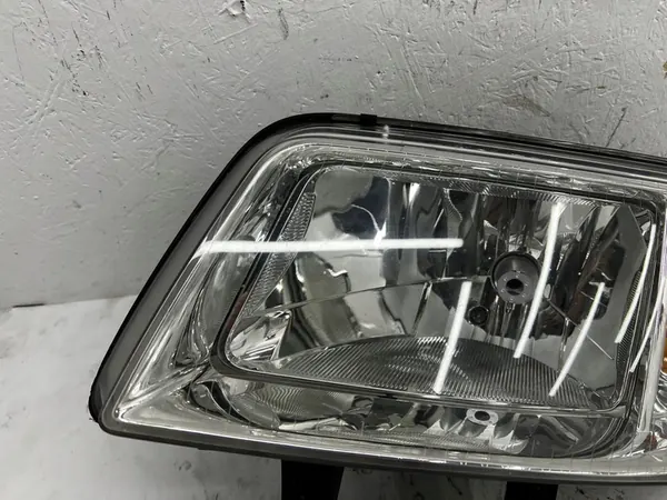 Farol Dianteiro Esquerdo VW Transporter T5 image 4