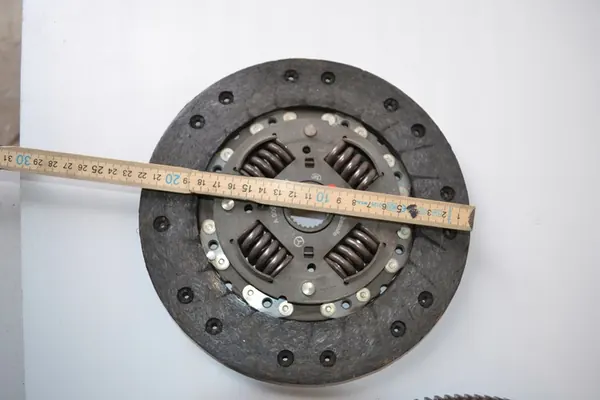 Kaksimassakytkin Mercedes 2.2 CDI 646 OE 6460300405 image 9