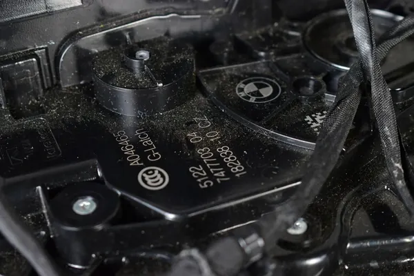 BMW X5 G05 X6 G06 Soft Close Türschlösser OEM 530510550 image 9