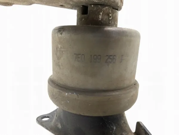 Soporte de motor VW Transporter T5 Lift 2.0 TDI image 4